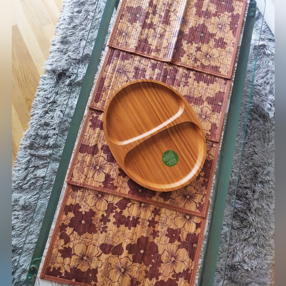 New bamboo tray with placemats. - Picture 12 of 13